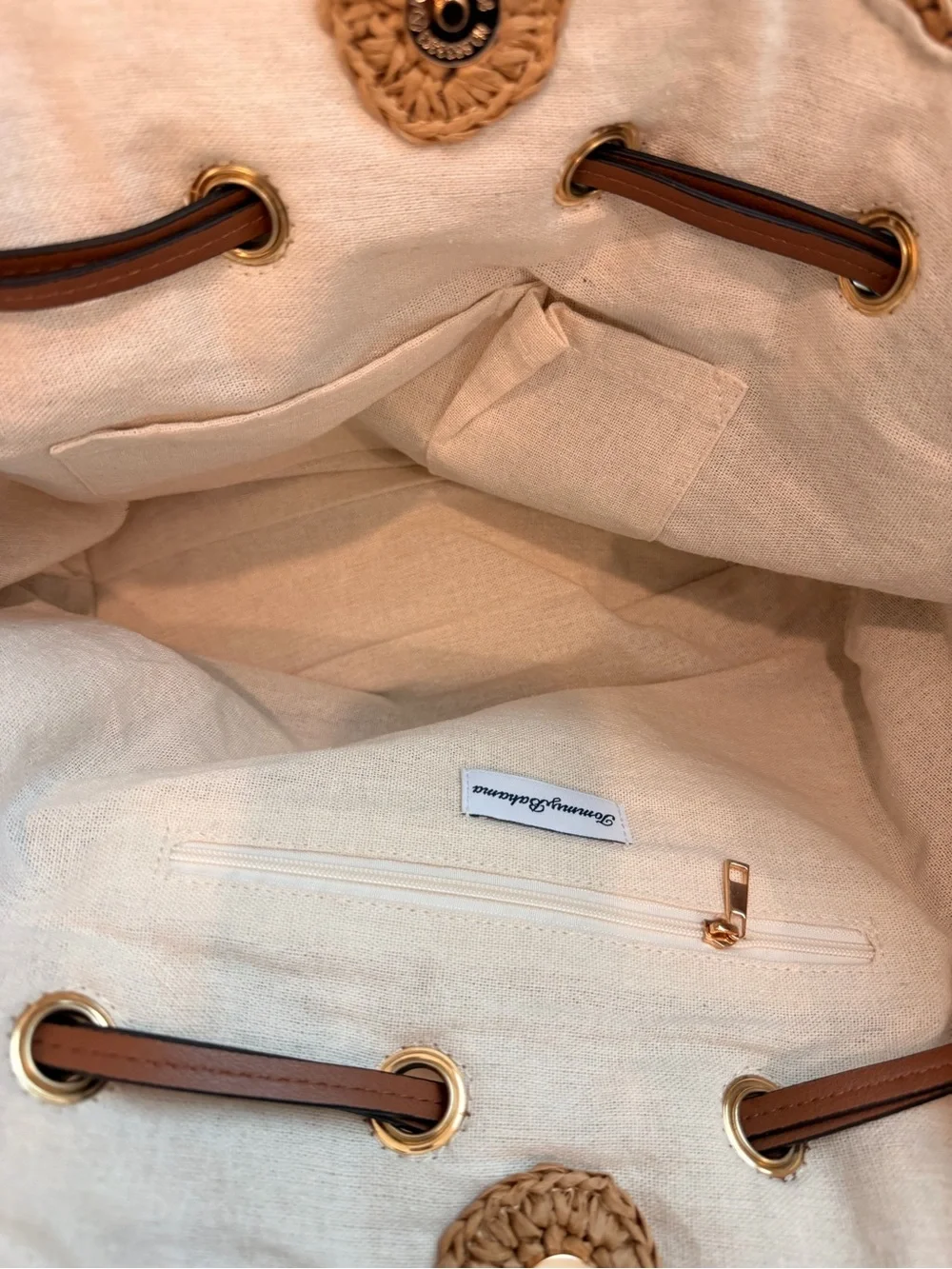 NWT Tommy Bahama Woven Straw Tote in Tan with Brown Leather Handles